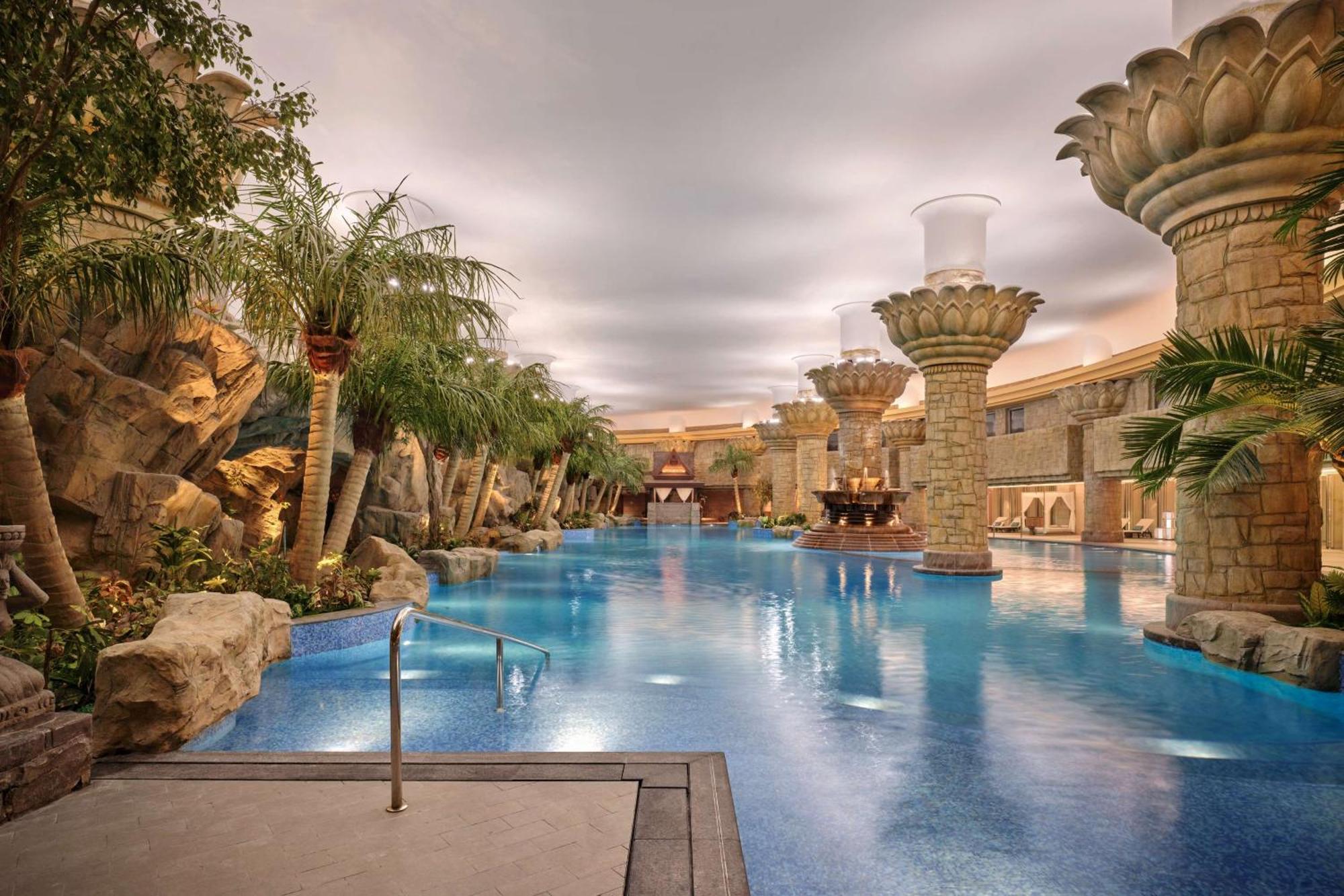 Grand Hyatt Hotel 5*