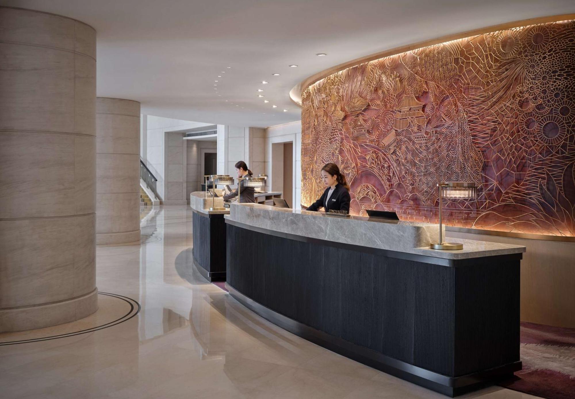 Grand Hyatt 5*